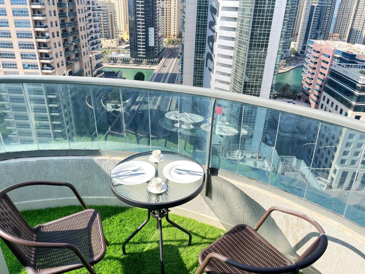 Private Gorgeous Room With Marina View With Shared Kitchen In Shared Apartment Dubai Exterior photo